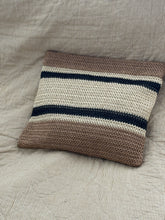 Pouch charcoal/beige/cream
