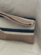 Pouch charcoal/beige/cream