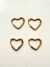 heart earring