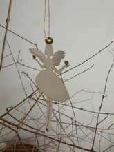 Paper Angel with glitter