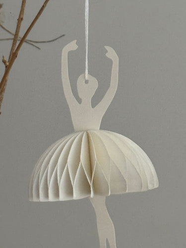 Paper white Ballerina