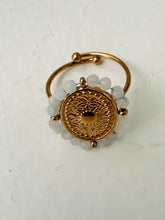 Gold oval stone ring