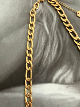 Thick chain  necklace