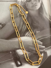 Thick chain necklace