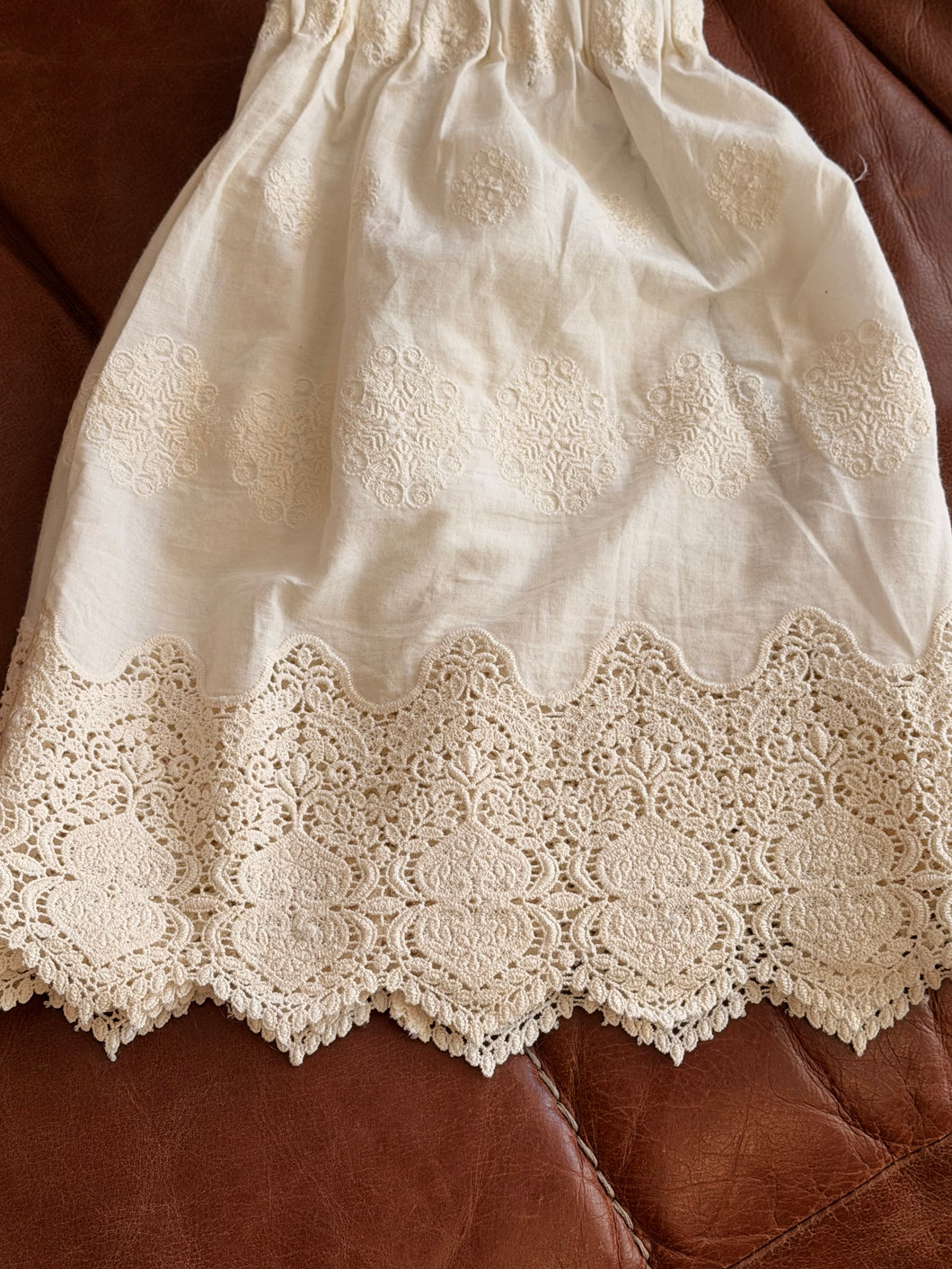 Mamapapa - Luna lace mini skirt