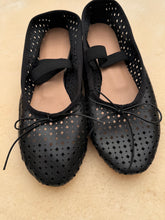 anniel - black leather ballet flat pointelle