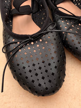 anniel - black leather ballet flat pointelle