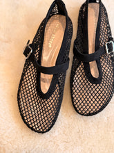 mesh black ballet flat