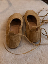 anniel - ballet flat camello suede with tie