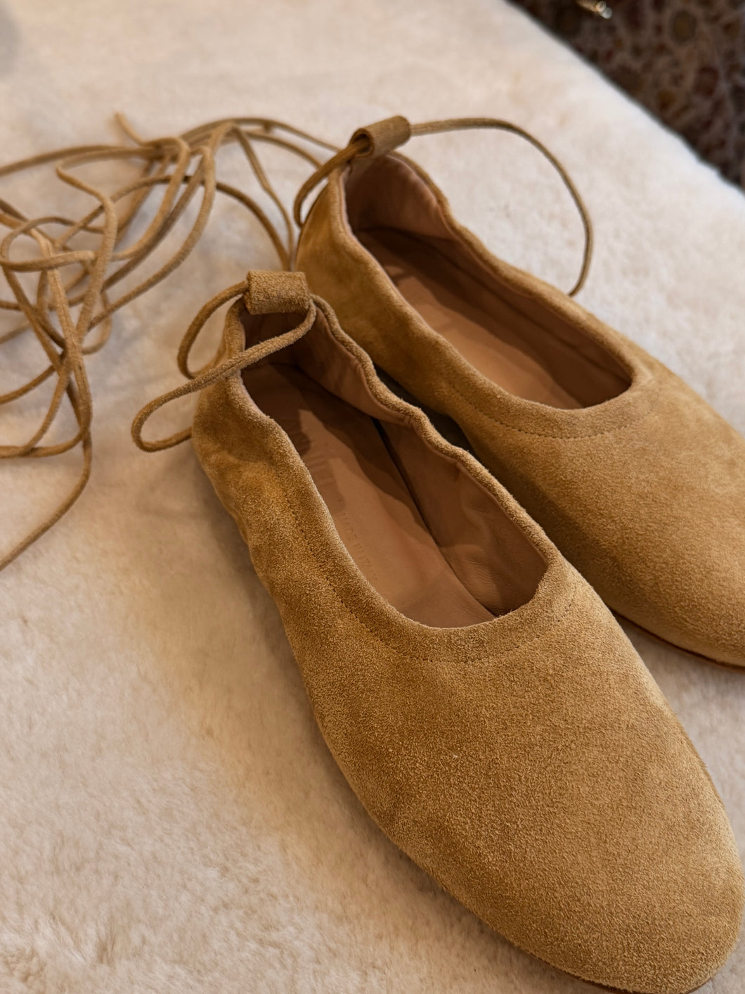 anniel - ballet flat camello suede with tie