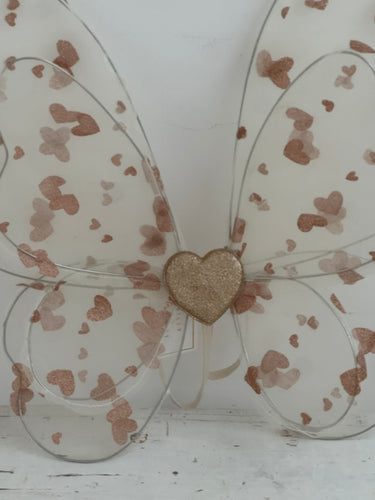 wings gold heart