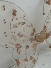 wings gold heart