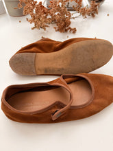 Suede camel  ballet