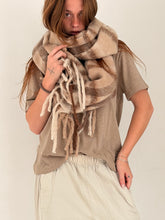 mamapapa - printed checker beige scarf