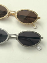 Sunglasses Pop