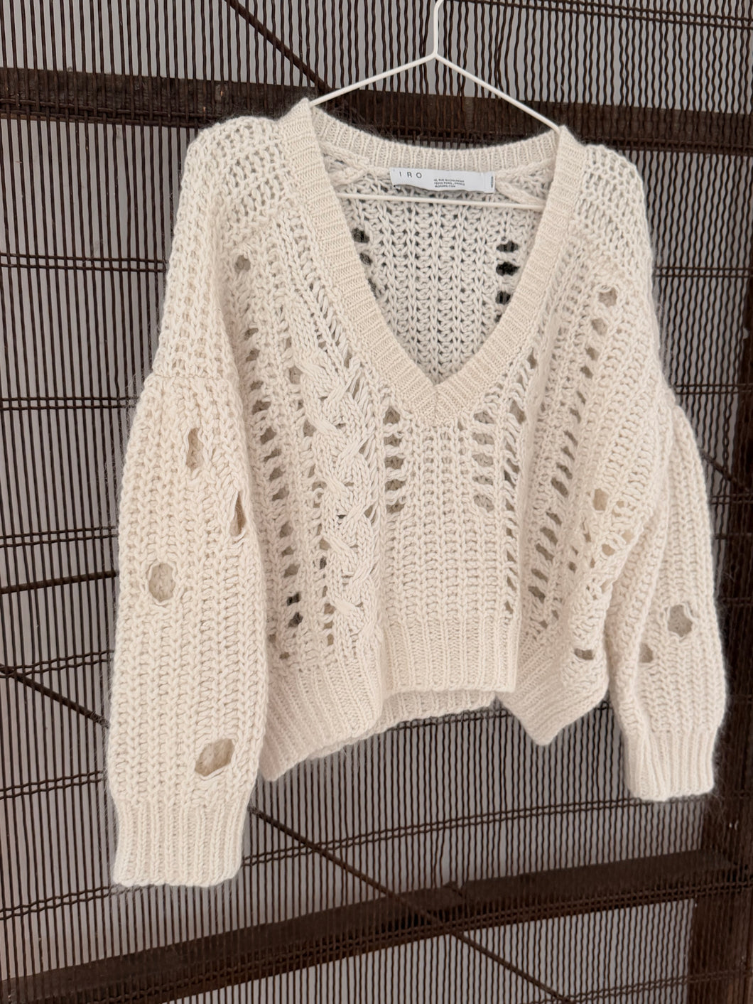 sweater cream