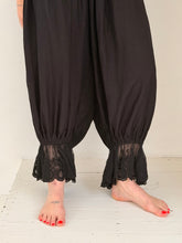 MM Bloomer pants black