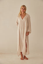 Sandy linen kaftan