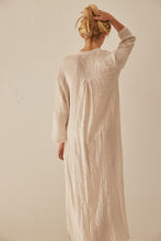 Sandy linen kaftan