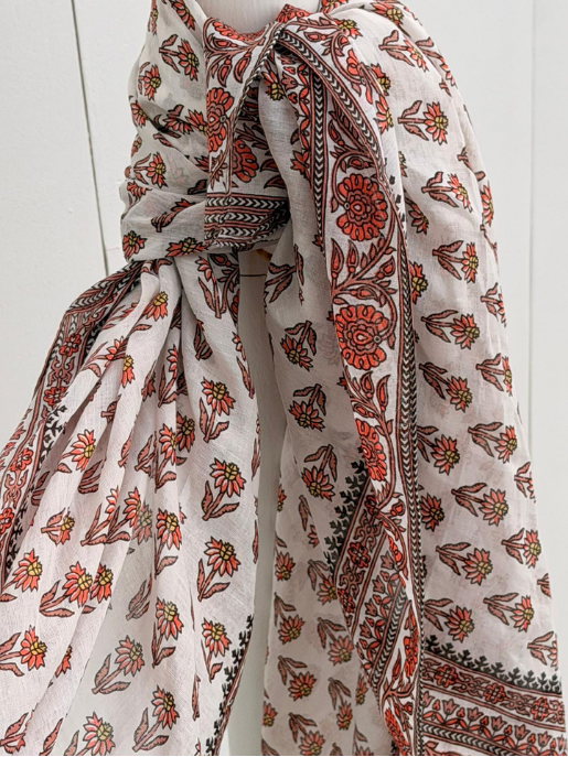 Printed pink scarf
