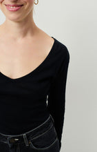 American vintage - Massachusetts V neck tee shirt