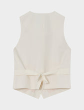 DAY - Ronnie Classic Vest in Jet Stream