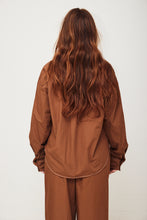 mamapapa - caramel shirt