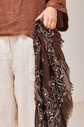 scarf parsley chocolate