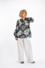 V de Vinster Vishnu shirt