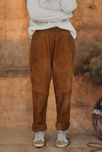 mamapapa - forte camel suede pants