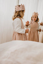 Crown  sequins