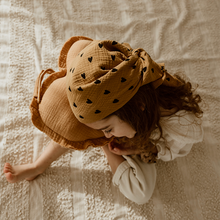 Small swaddle