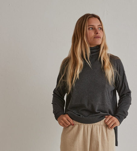 CT plage - silk cashmere goat turtleneck