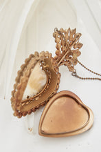 Heart mother of pearl on chain