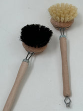 dish brush