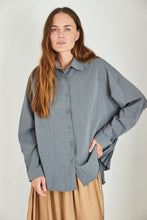 mamapapa Leo pleaded blouse