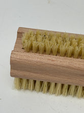 nail brush