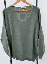 Crystal Sweater fine sweater vneck