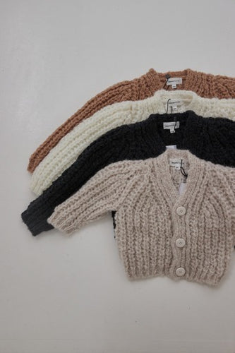 Pequeno - chunky baby knit cardigan camel