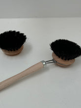 dish brush