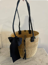 Hand woven basket black with handle