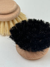 dish brush