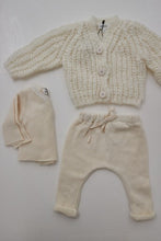 Pequeno - chunky baby knit cardigan cream