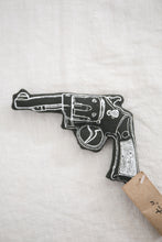 numero 74 - soft toy gun