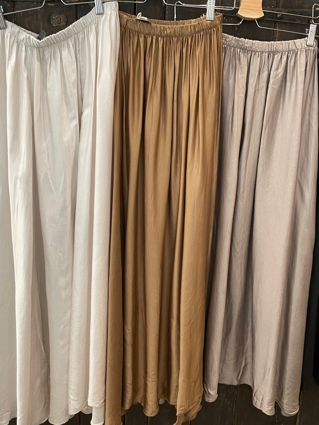 Italy elastic Long skirt