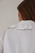 LB  - white pain frill shirt
