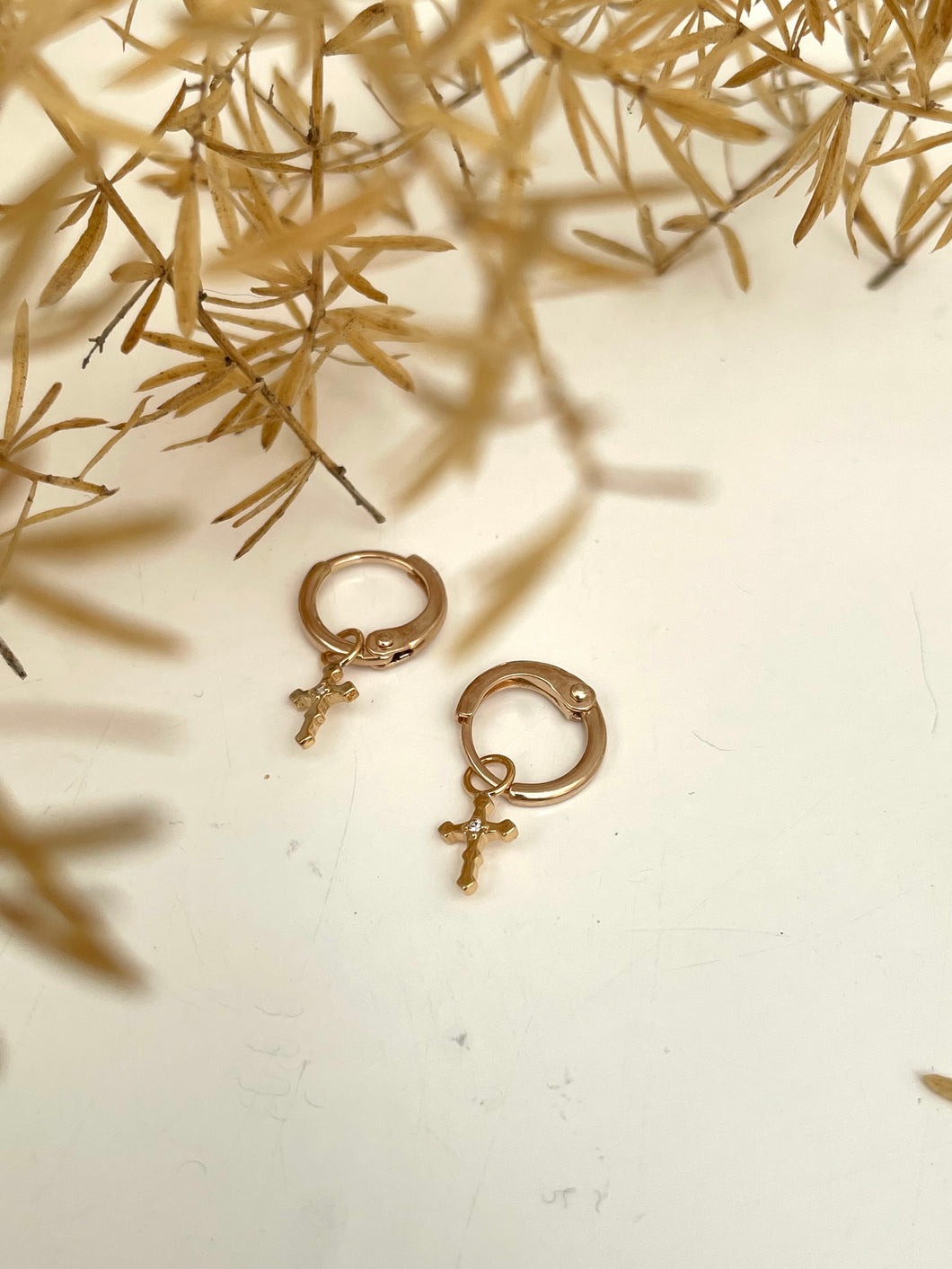 hoop earrings plated gold with cross