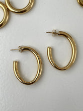 Large Oval thick hoop earrings