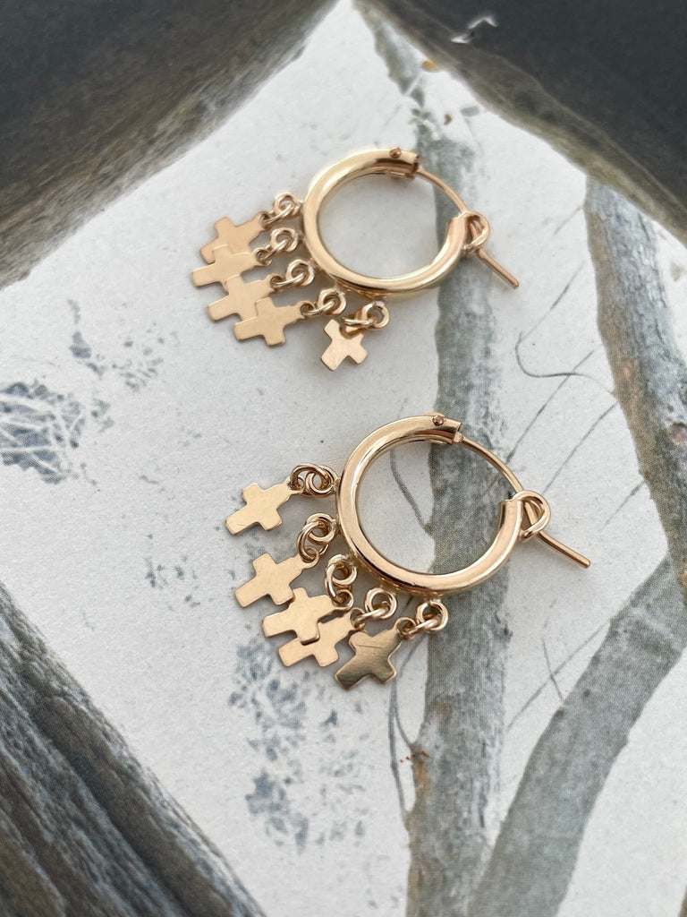 Elvis et moi ZEUS cross earring – mamapapa