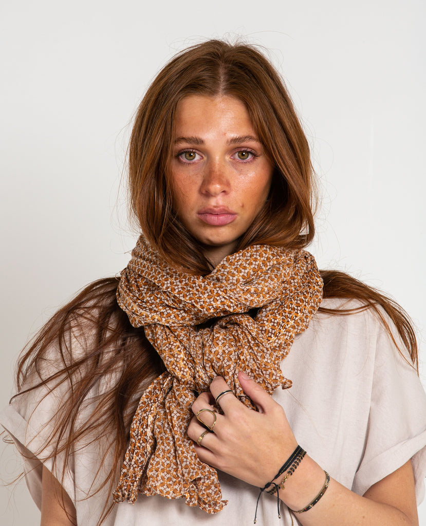scarf ochre pattern – mamapapa